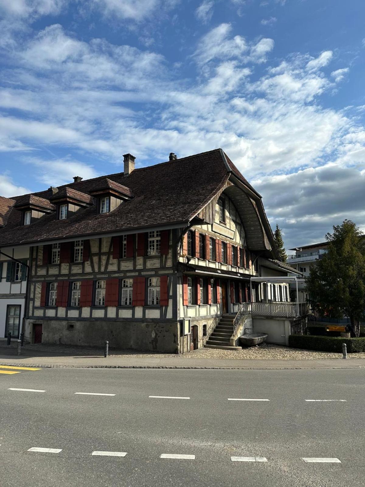 Hotel Krone Uetendorf Εξωτερικό φωτογραφία